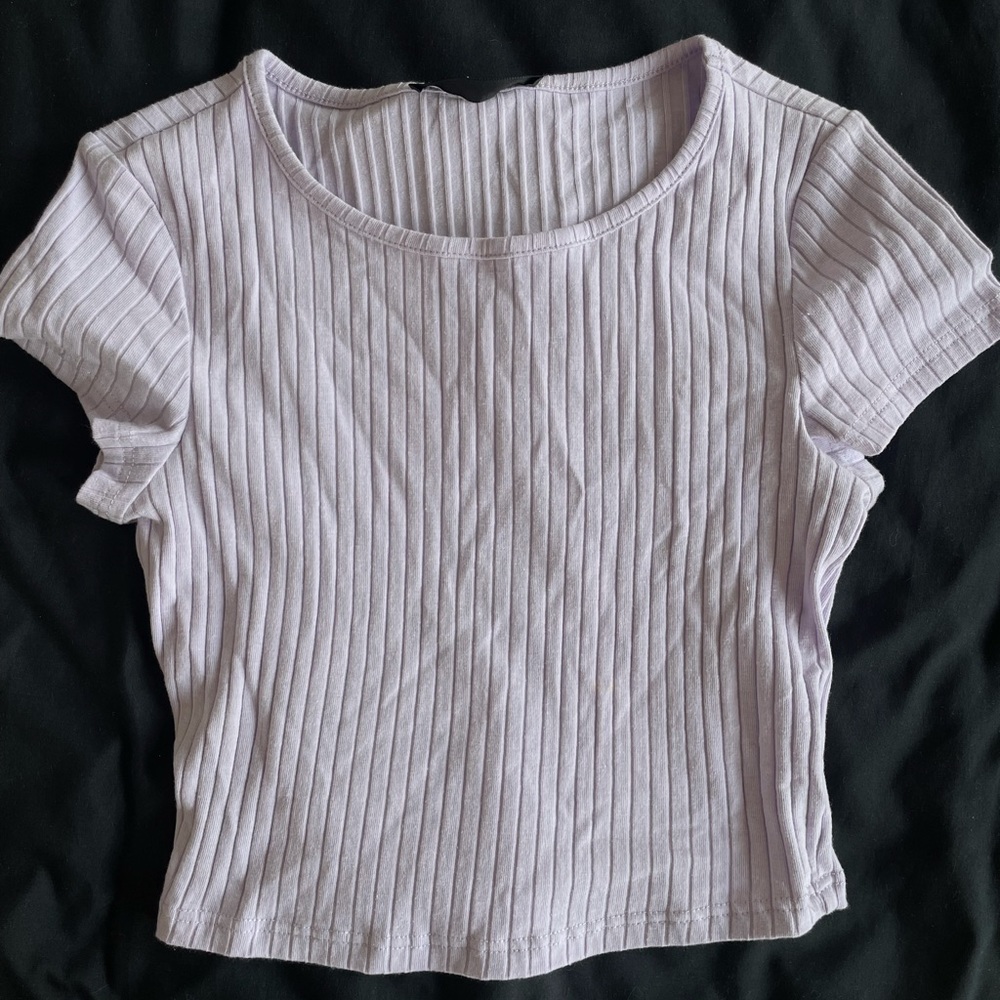 SHEIN Cropped Lilac Ribbed Top